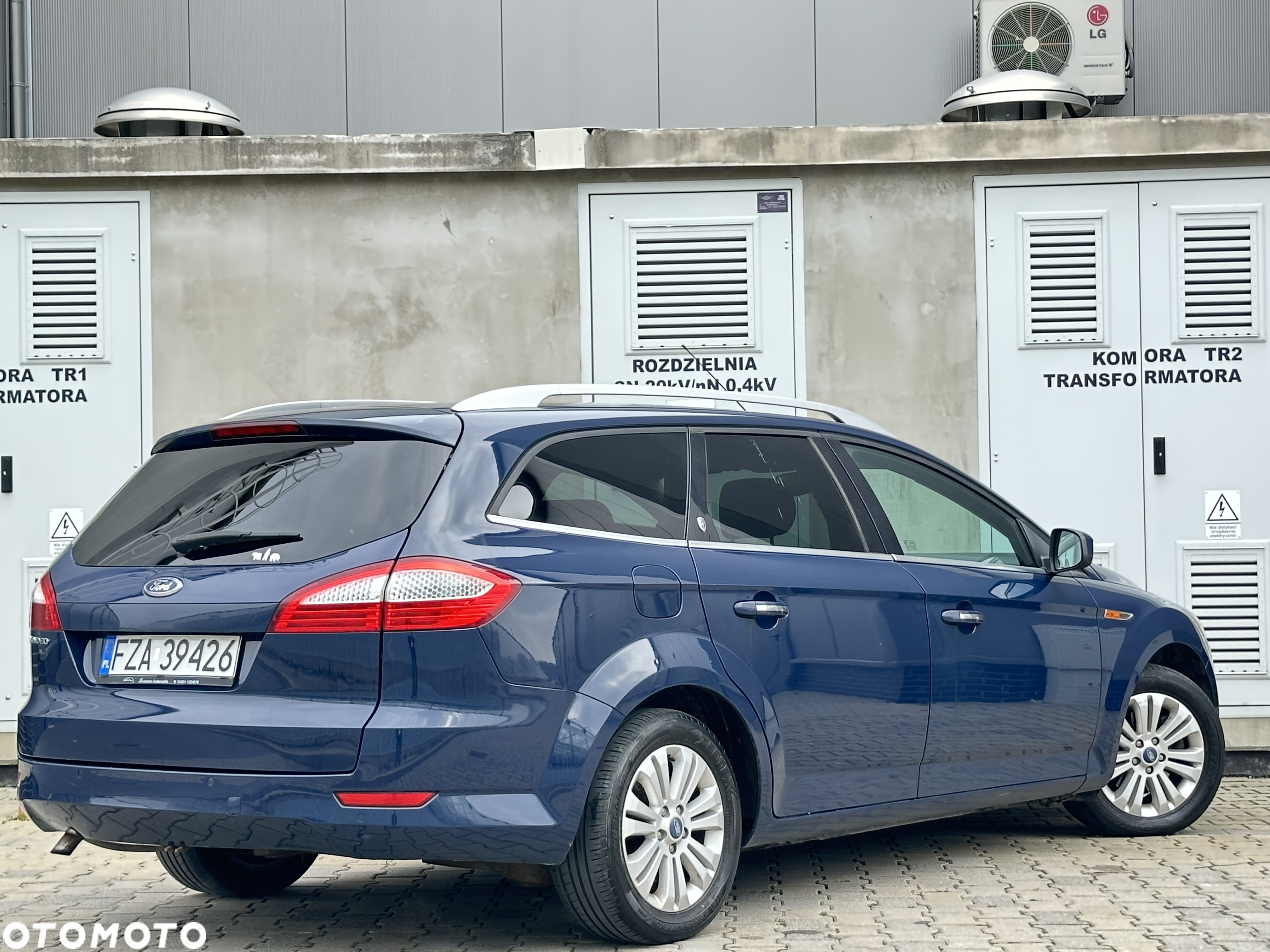 Ford Mondeo 2.0 Ghia - 2