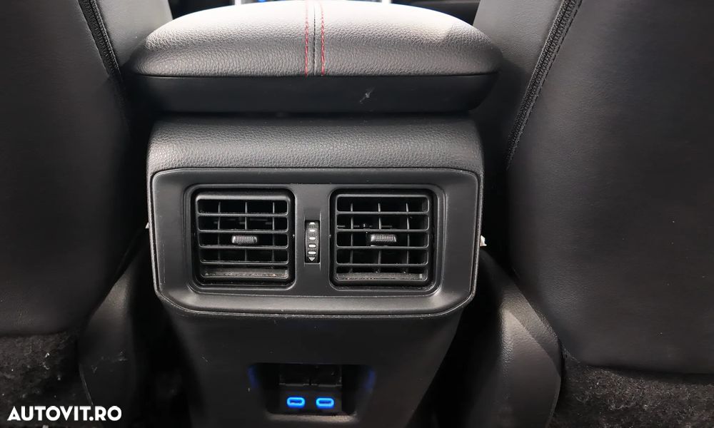 Toyota RAV4 2.5 PHEV VVT-iE 4x4 Style Bi-Tone - 35