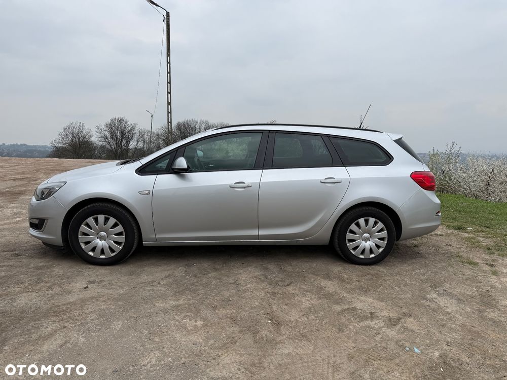 Opel Astra 1.4 T Enjoy - 4