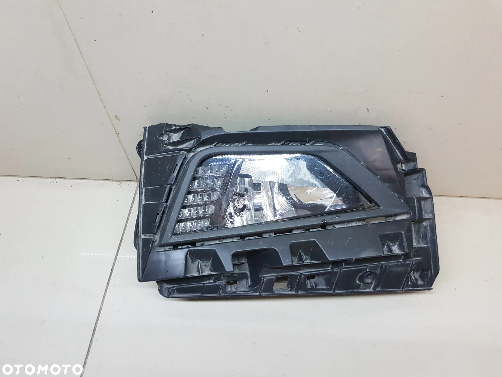 VW POLO VI 2G0 18- HALOGEN LEWY LUB PRAWY LED DLR - 5