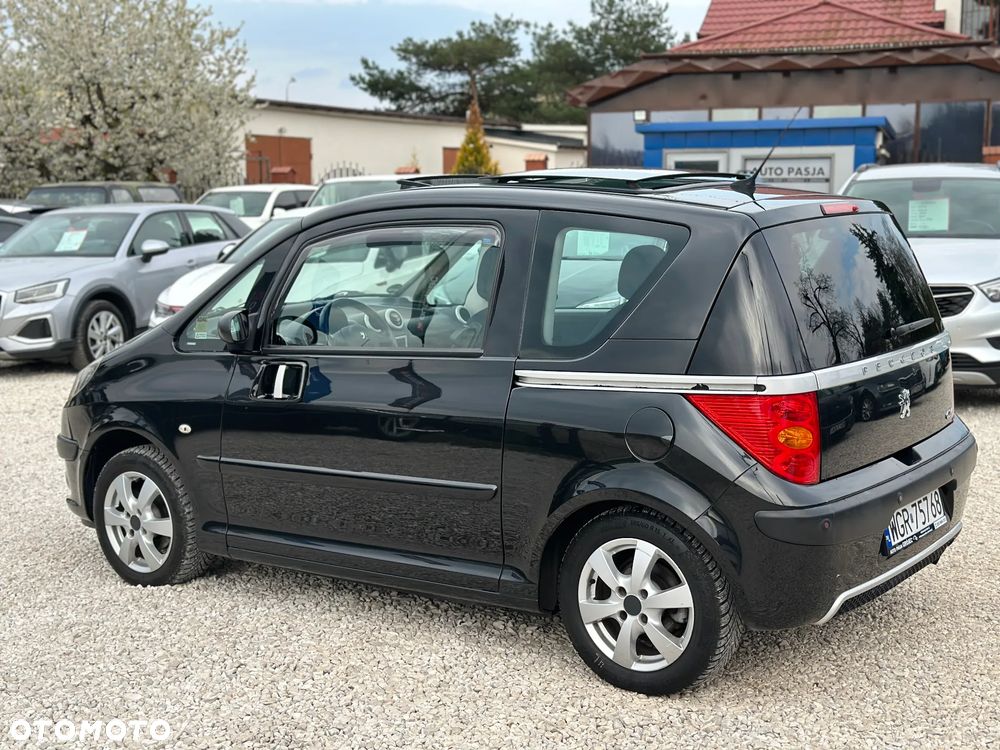 Peugeot 1007 - 11