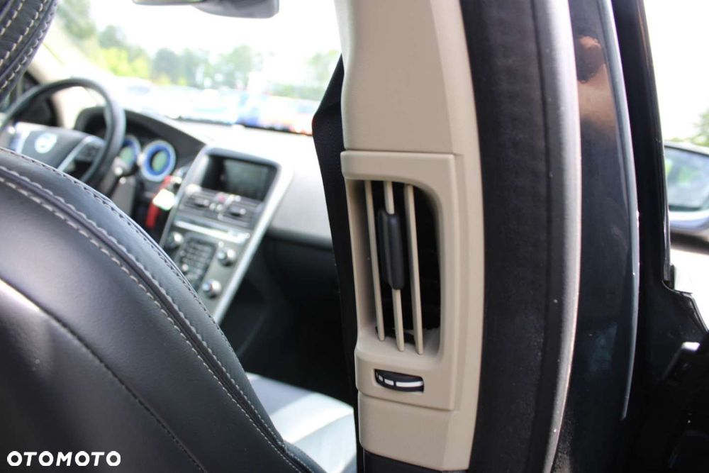 Volvo XC 60 - 37