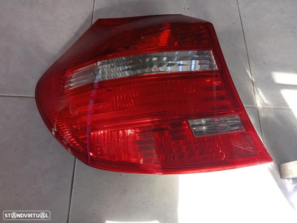 Farolim esquerdo Bmw E87 / 718485505 - 1