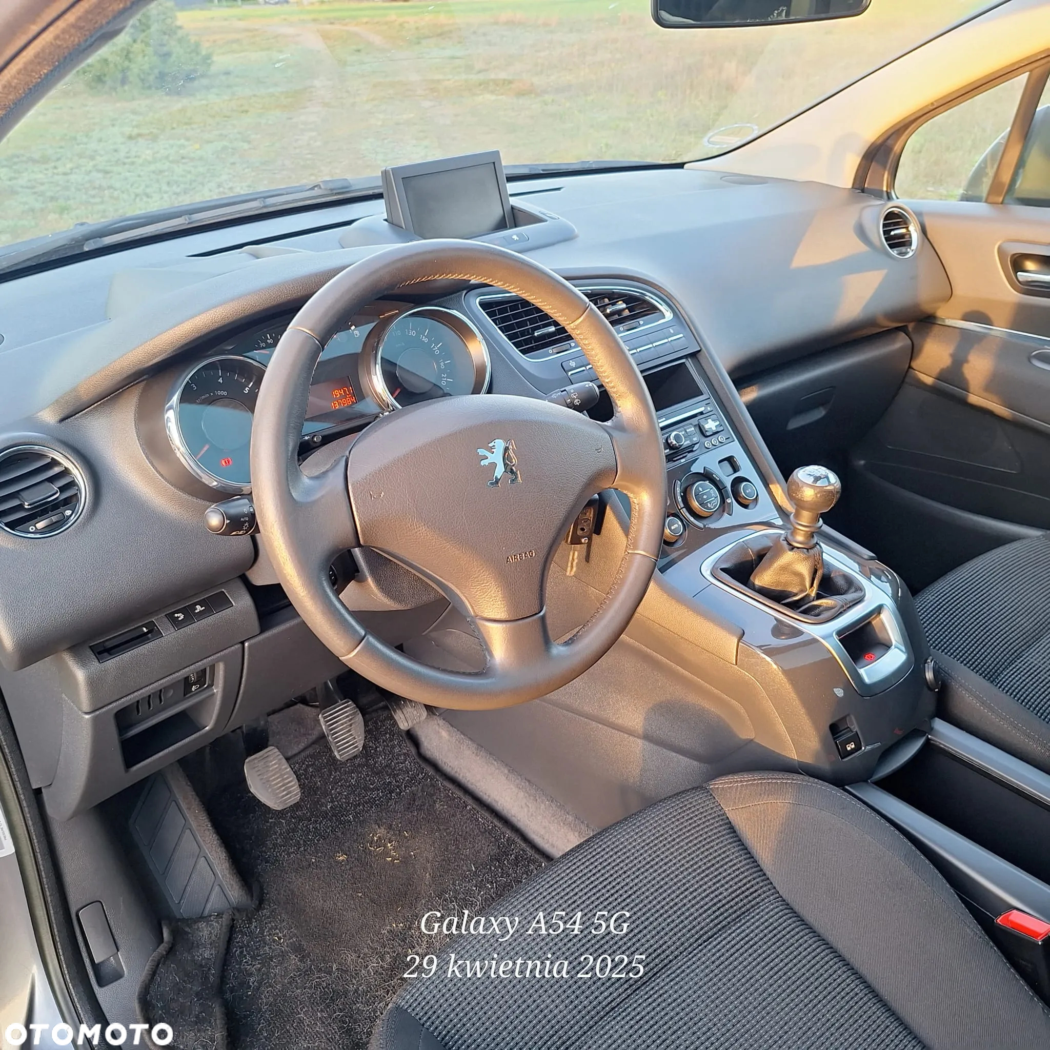 Peugeot 5008 1.6 THP Family 7os - 9