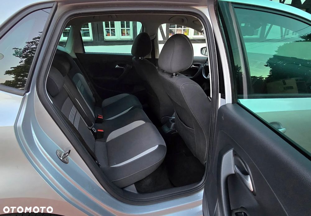 Volkswagen Polo - 18