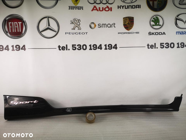 HONDA CIVIC TYPE R 01-05 PRAWA LISTWA PROGOWA / NAKŁADKA PROGU NR AUKCJI PR/42