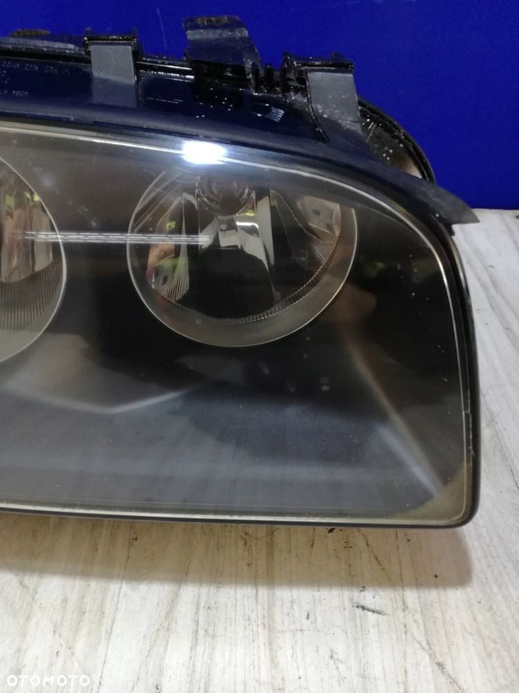 BMW X3 E83 lampa reflektor przód prawa Anglik - 3