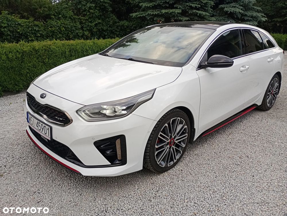 Kia ProCeed - 2