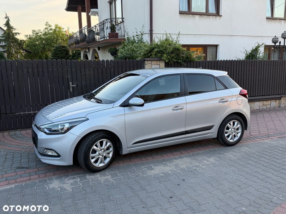 Hyundai i20 1.2 Passion Plus - 6