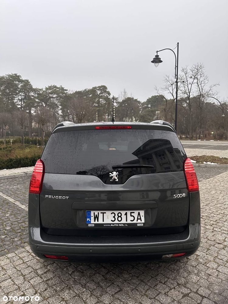 Peugeot 5008 1.6 HDi Premium - 6