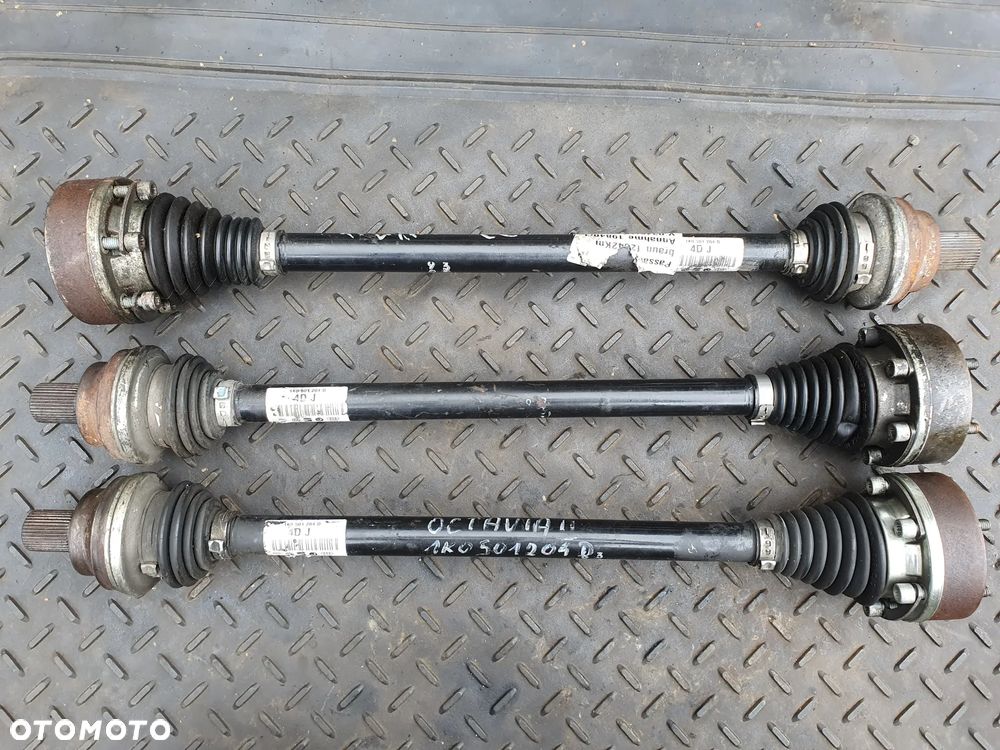 VW PASSAT B7 CC TIGUAN AUDI A3 Q3 SKODA OCTAVIA II SUPERB II PÓŁOŚ TYLNA PRAWA PRAWY TYŁ 1K0501204D ORYGINAŁ NISKI PRZEBIEG POSIADAM 3SZT - 1