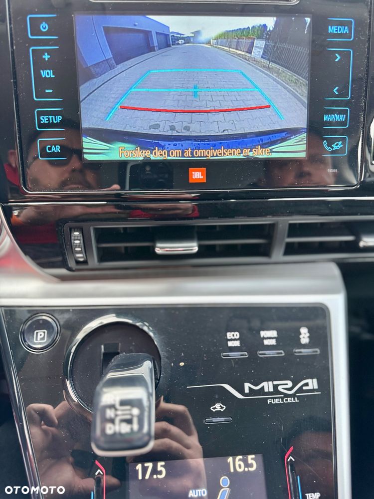 Toyota Mirai - 28