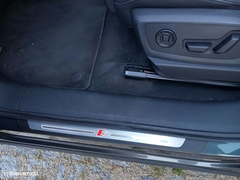 Audi Q8 e-Tron Sportback 50 quattro S line - 15