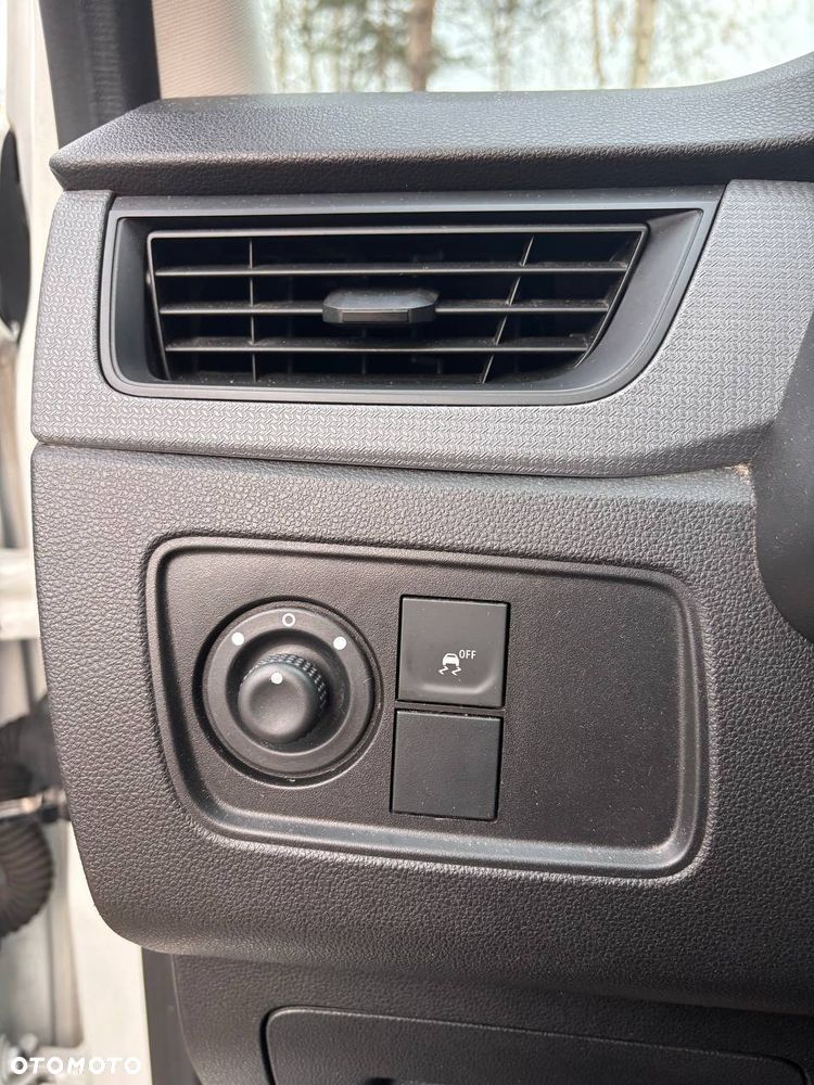 Renault Express - 15