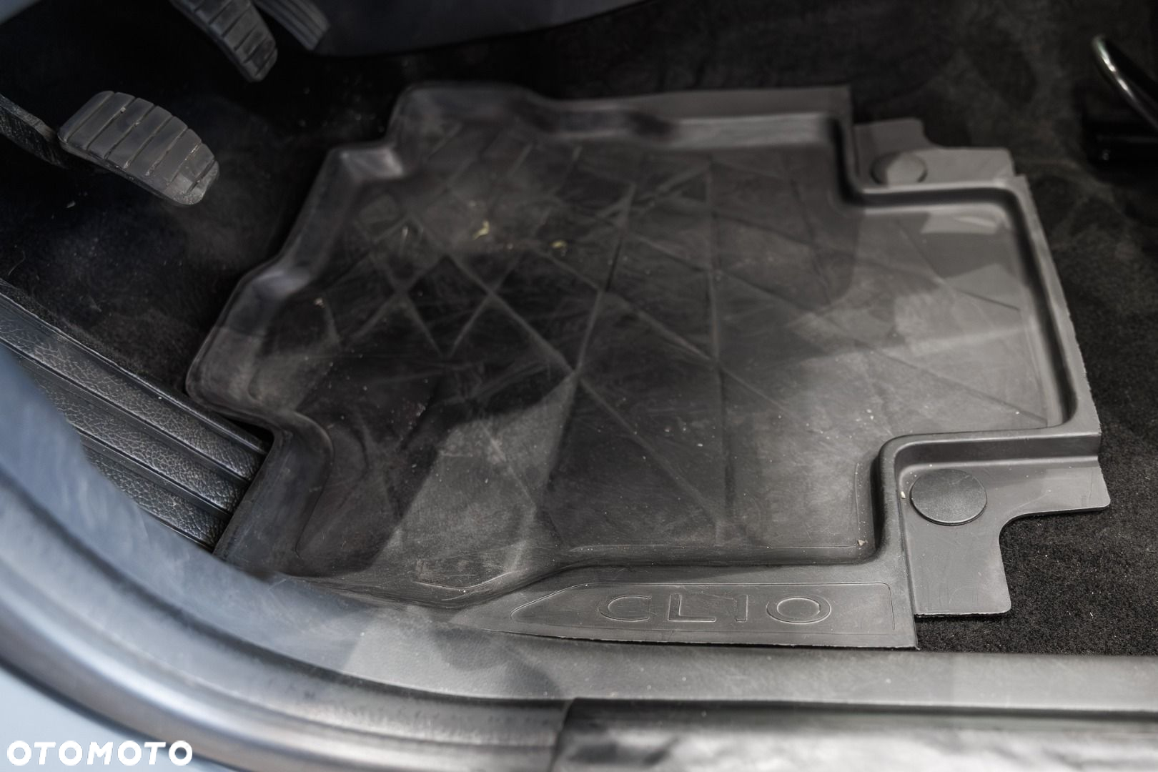 Renault Clio - 27
