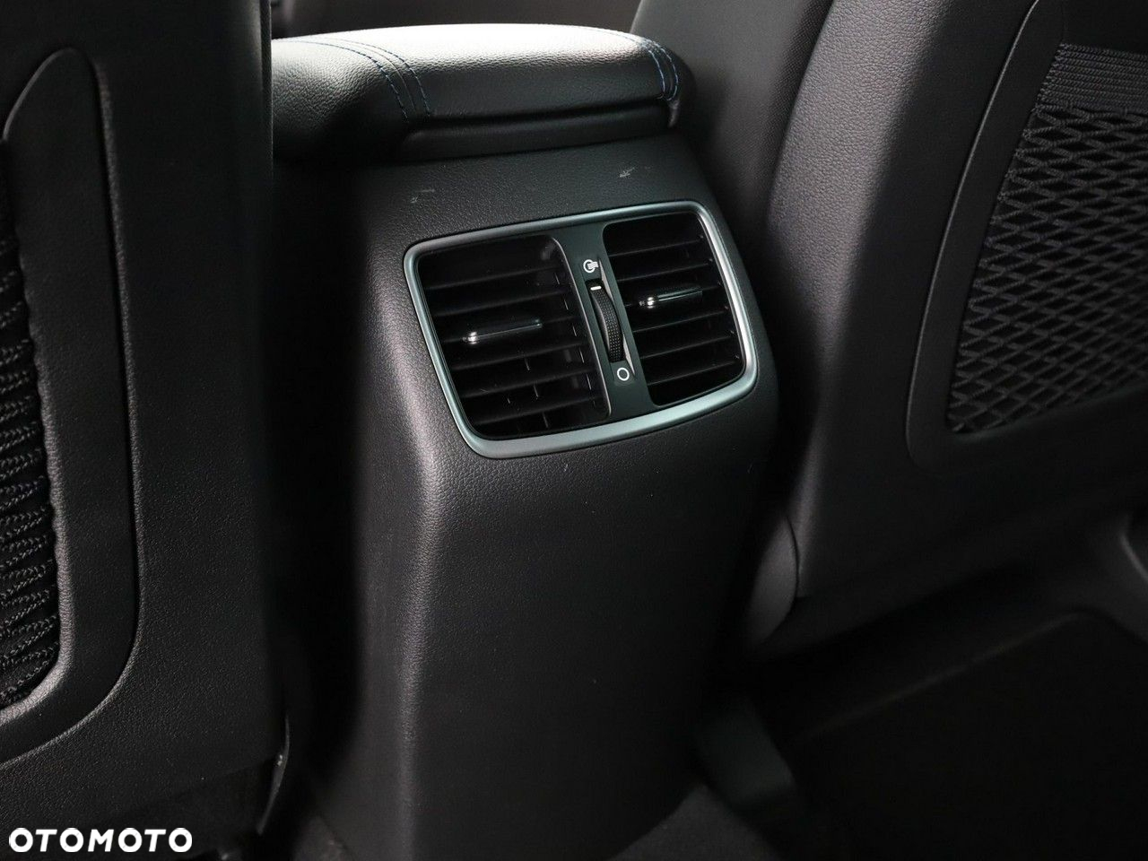 Hyundai Tucson 1.6 GDi 2WD Trend - 35