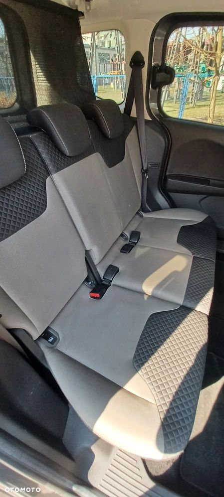 Ford Tourneo Courier 1.0 EcoBoost S&S Ambiente - 14