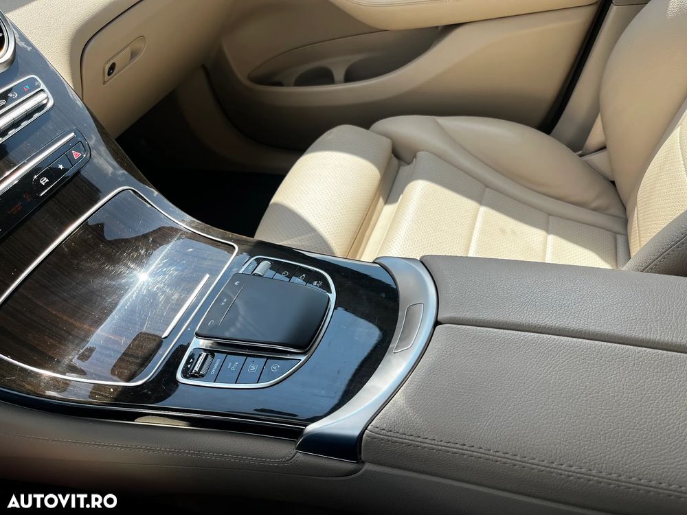 Mercedes-Benz GLC 200 4MATIC - 21