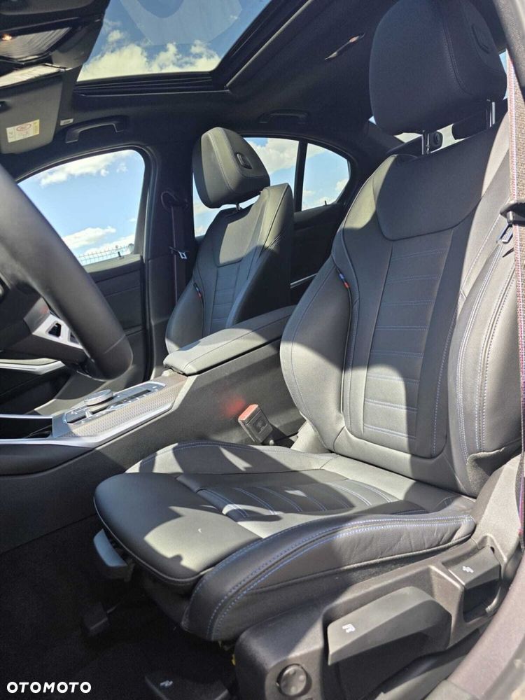 BMW Seria 3 330i xDrive M Sport sport - 21