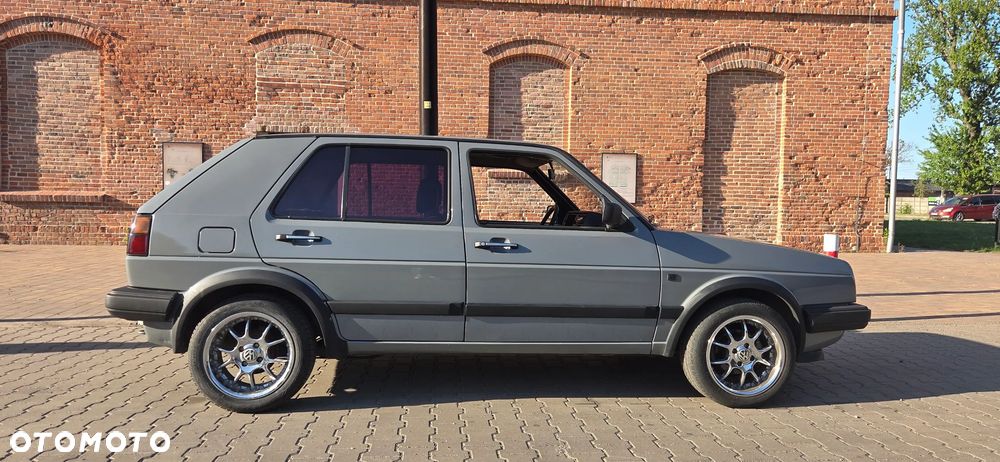 Volkswagen Golf 1.6 CL - 6