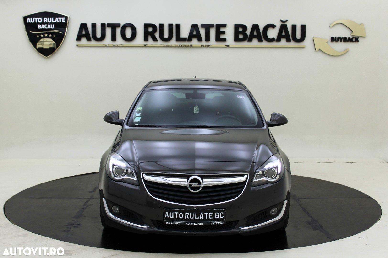 Opel Insignia - 10