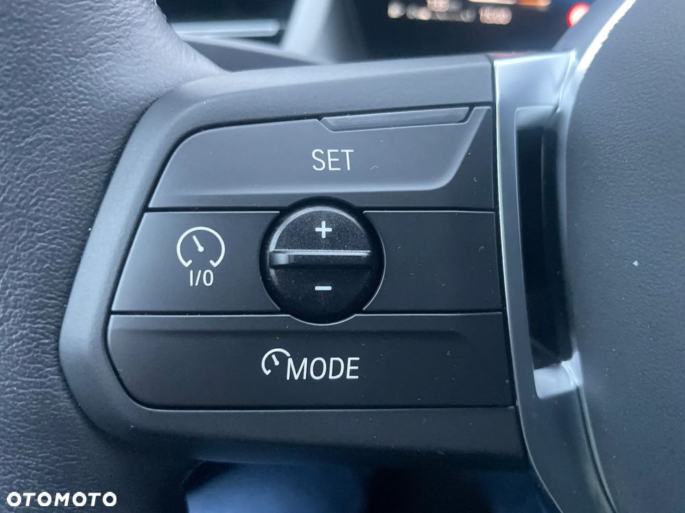 BMW X1 sDrive18i - 24