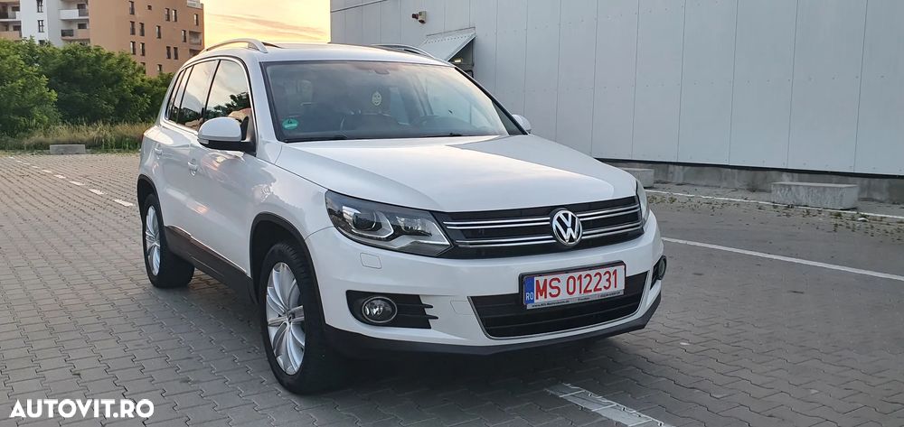 Volkswagen Tiguan 2.0 TDI DPF 4Motion BlueMotion Technology Track & Field - 30