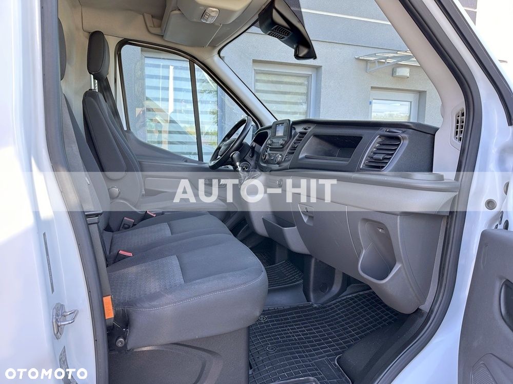 Ford Transit - 21