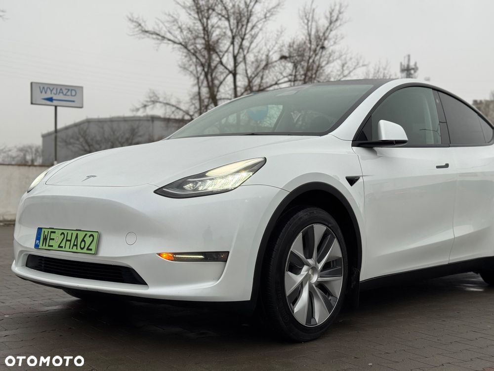 Tesla Y Long Range Dual Motor AWD - 9