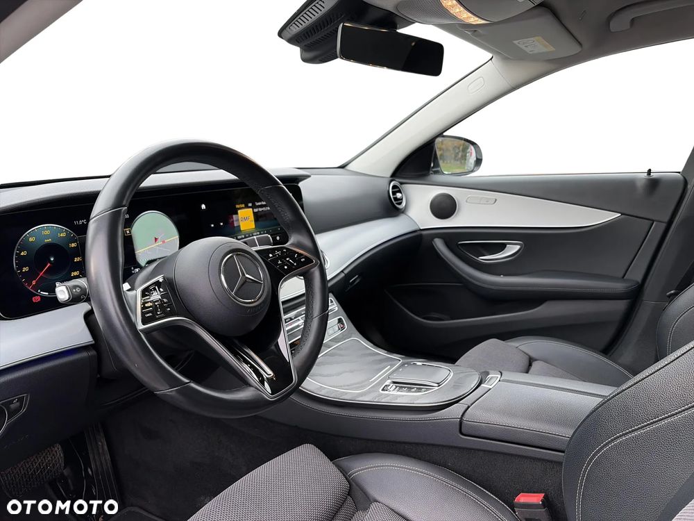 Mercedes-Benz Klasa E 220 d 4-Matic AMG - 10