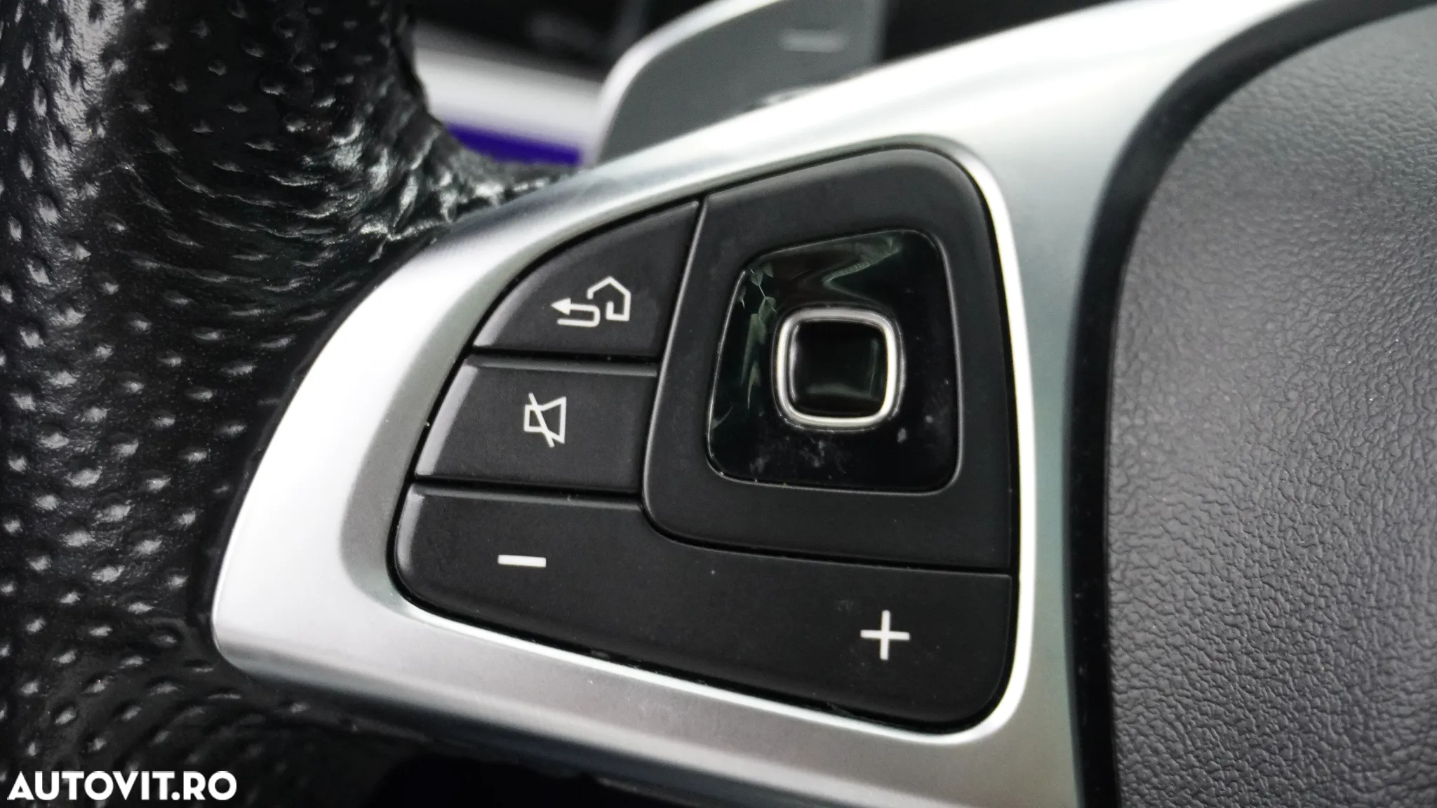 Mercedes-Benz E 400 Coupe 4MATIC Aut. - 14