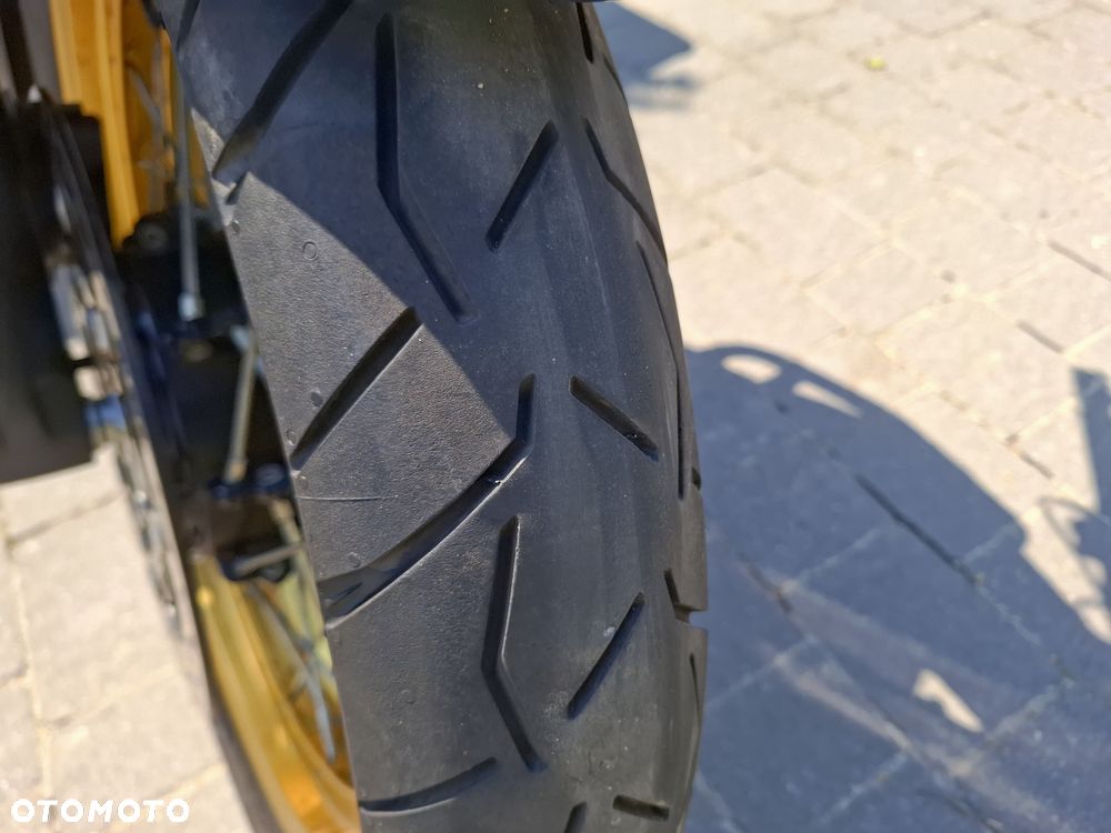 Suzuki V-STROM - 6
