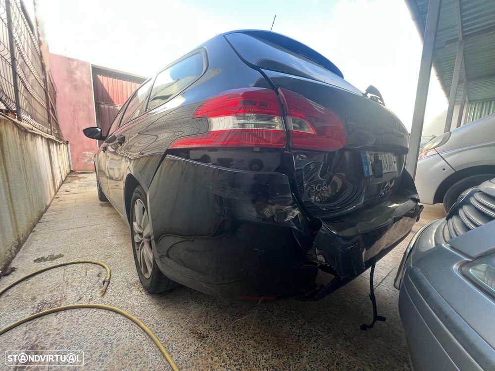 Peugeot 308 SW BlueHDi 130 EAT6 Stop & Start Active - 5