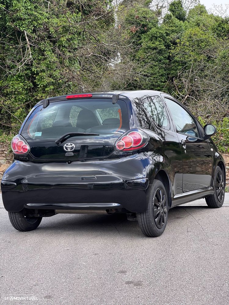Toyota Aygo City - 6