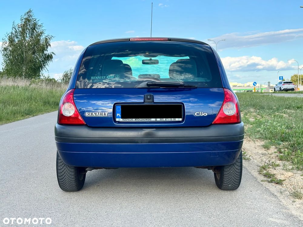 Renault Clio 1.4i RT - 6