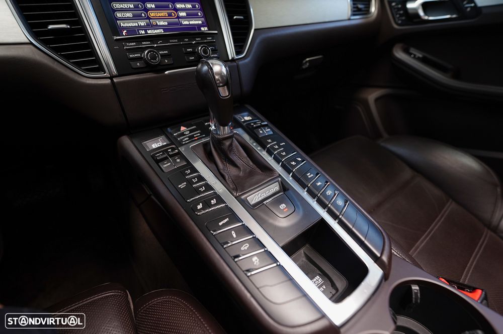 Porsche Macan S - 10