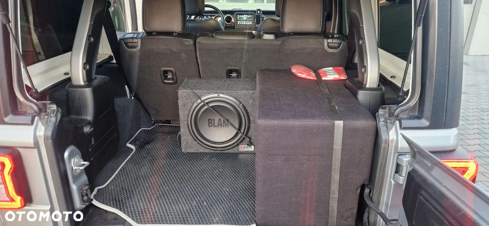 Jeep Wrangler 3.6 Unlim Sahara EU6 - 12