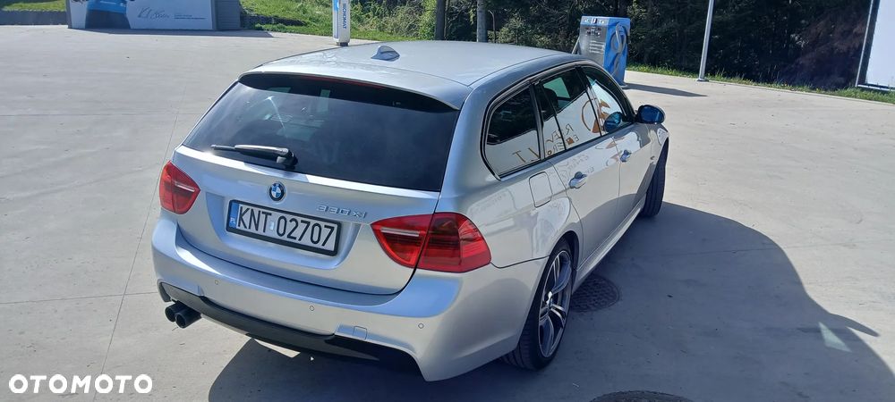 BMW Seria 3 330xi - 3