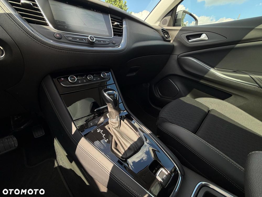 Opel Grandland X 1.5 CDTI Elite S&S - 32
