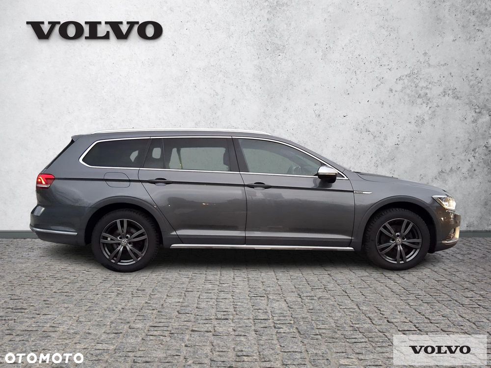 Volkswagen Passat - 6