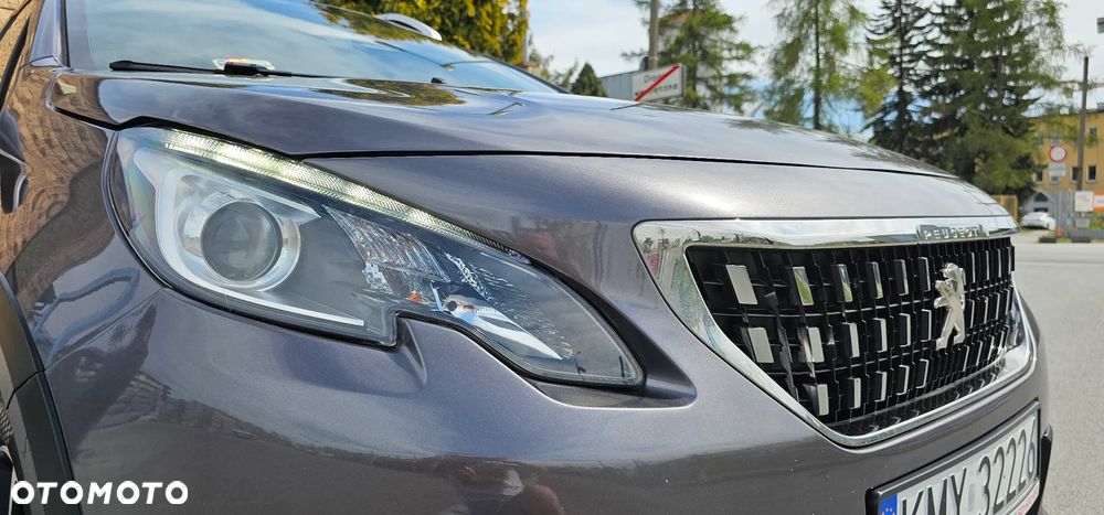 Peugeot 2008 PureTech 110 Stop&Start Allure - 16