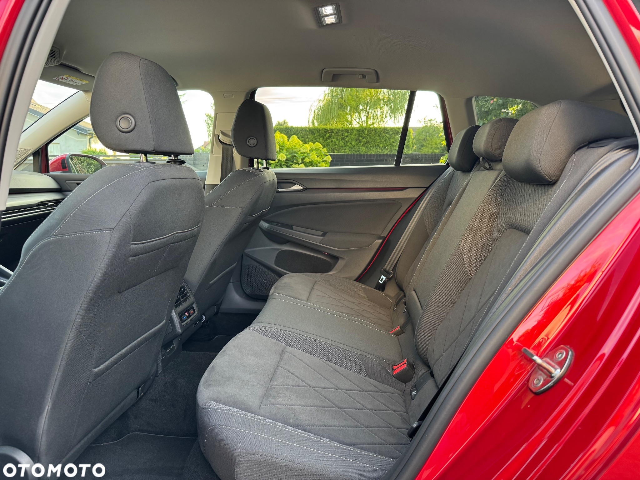 Volkswagen Golf VIII 1.5 TSI EVO Style - 11