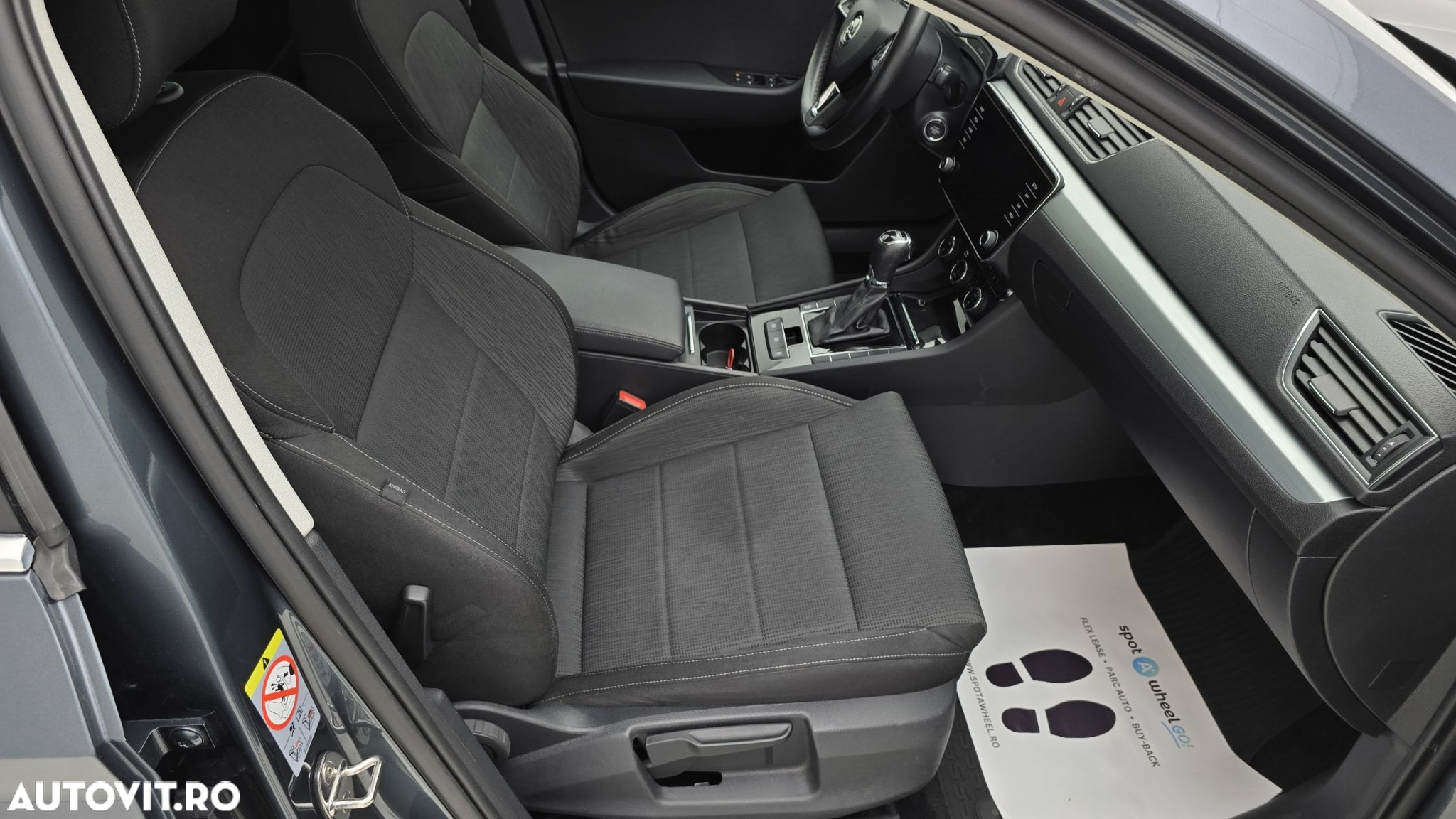 Skoda Superb 2.0 TDI DSG Ambition - 18