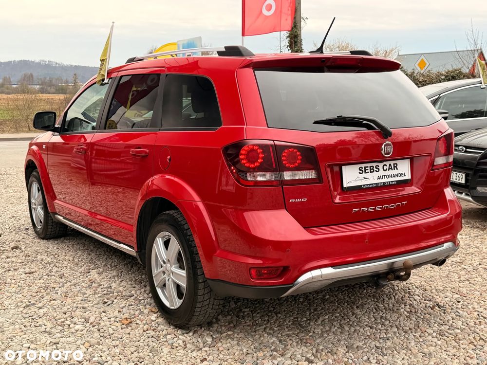 Fiat Freemont 2.0 Multijet 16V DPF Automatik Allrad Black Code - 4