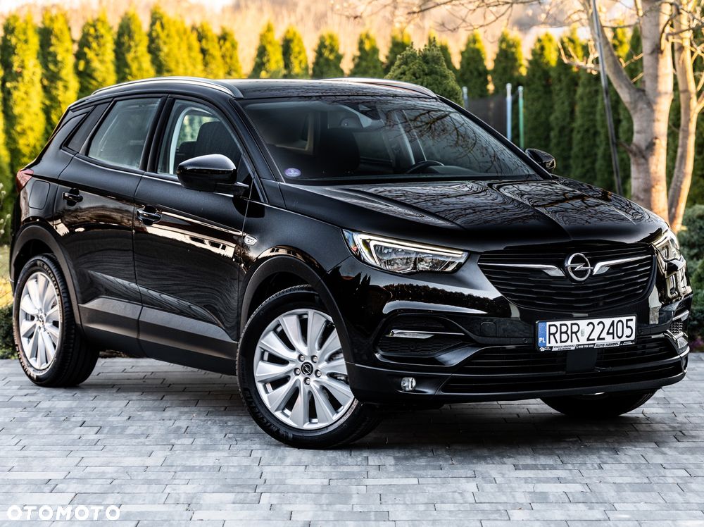 Opel Grandland X 1.2 Start/Stop Business Edition - 2
