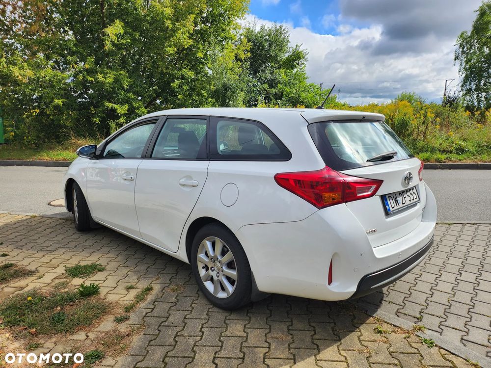 Toyota Auris - 7