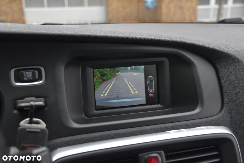 Volvo V40 D2 Momentum - 17