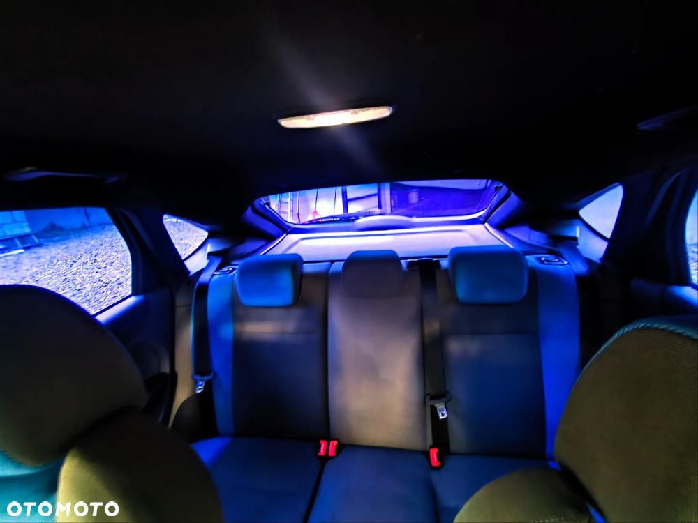 Ford Focus - 8