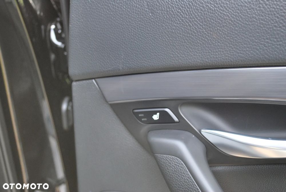 Hyundai i40 Kombi 2.0 Automatik Premium - 21