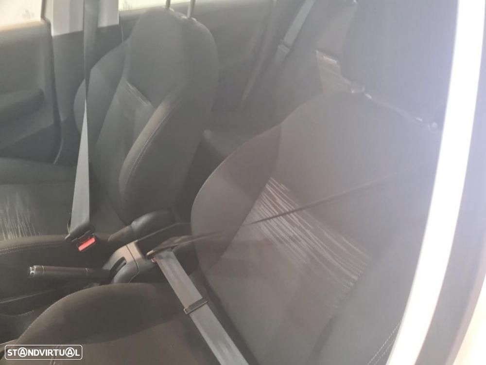 Peugeot 208 1.4 HDi Access - 5